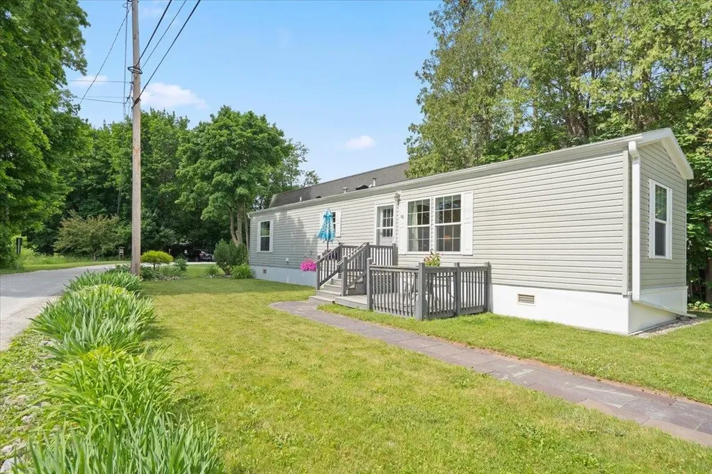 91 Shelburnewood Drive Shelburne VT 05482