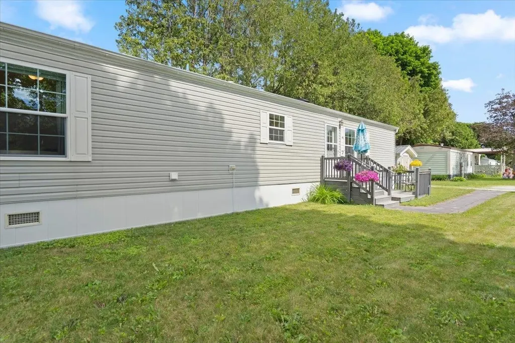 91 Shelburnewood Drive Shelburne VT 05482
