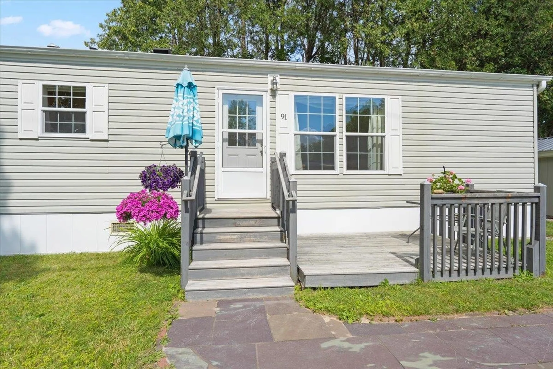 91 Shelburnewood Drive Shelburne VT 05482