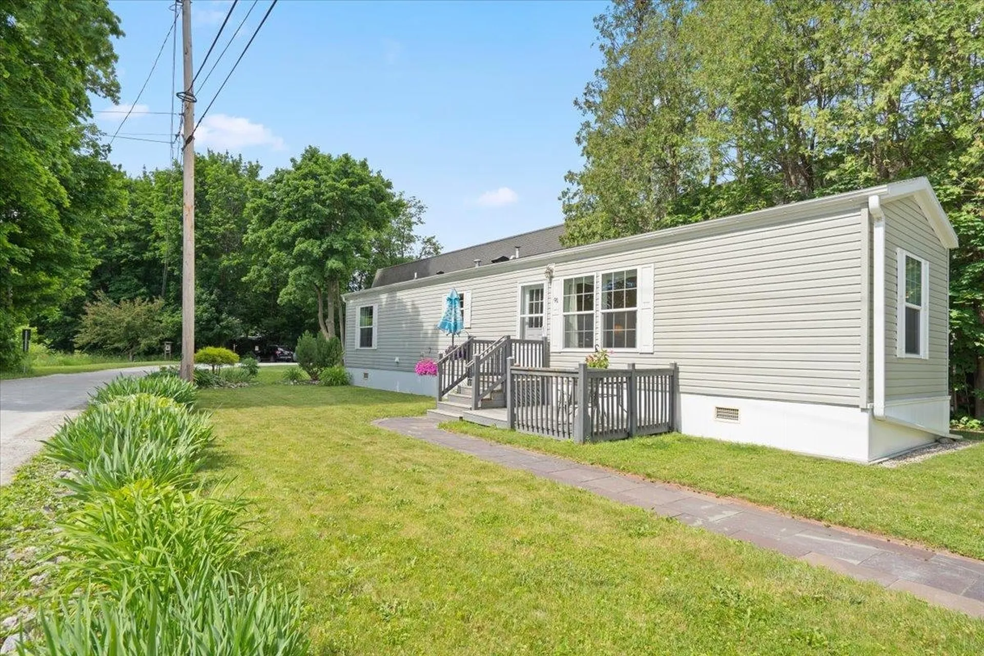 91 Shelburnewood Drive Shelburne VT 05482