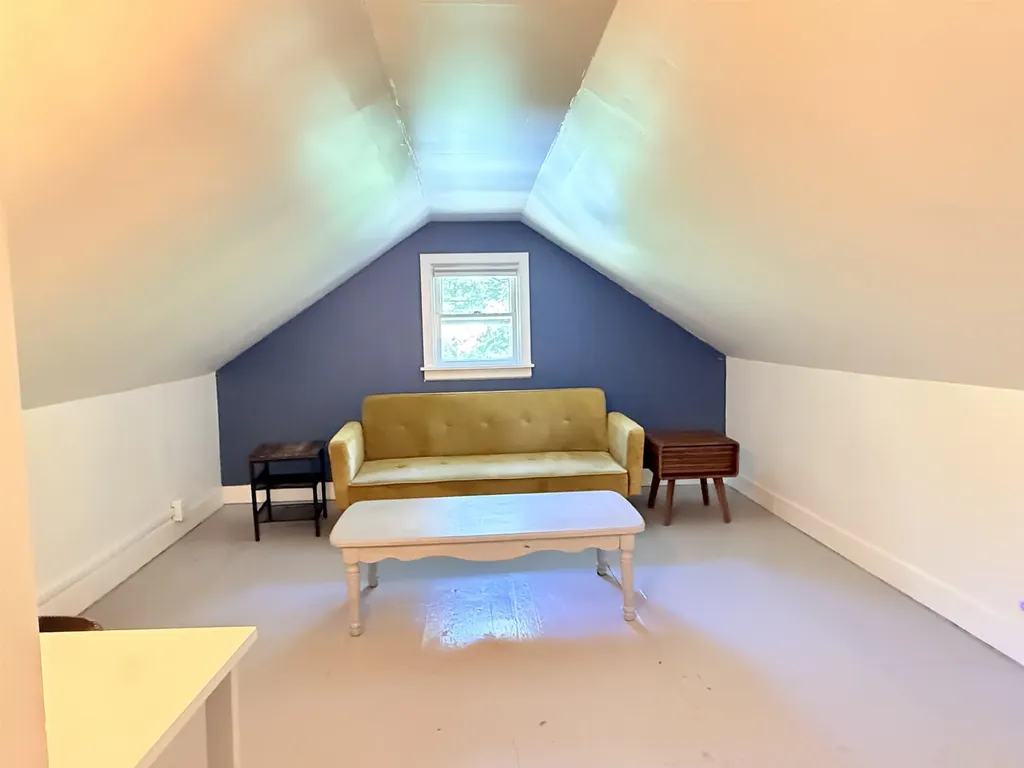 8 Beech Tree Lane Newfane VT 05345
