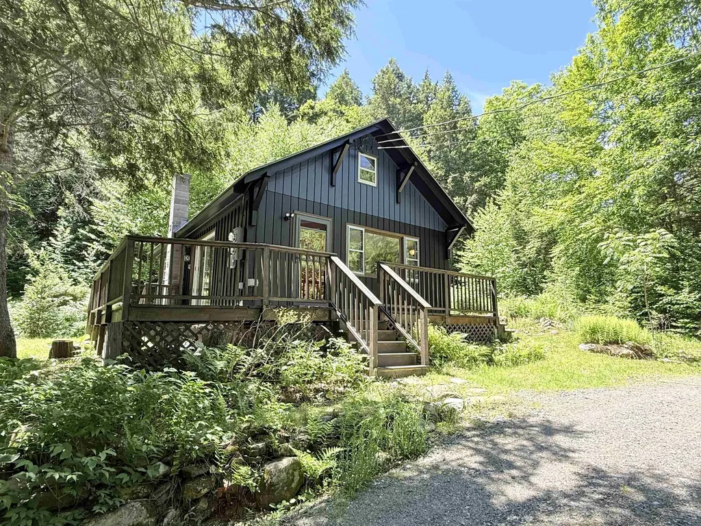 8 Beech Tree Lane Newfane VT 05345