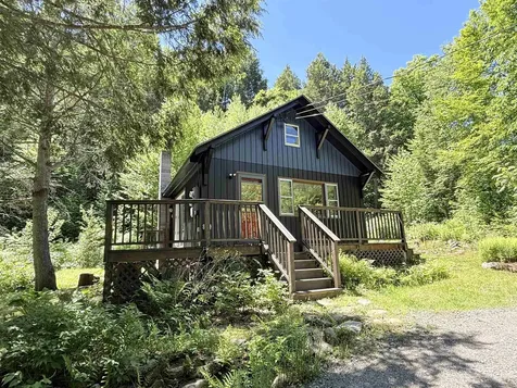 8 Beech Tree Lane Newfane VT 05345