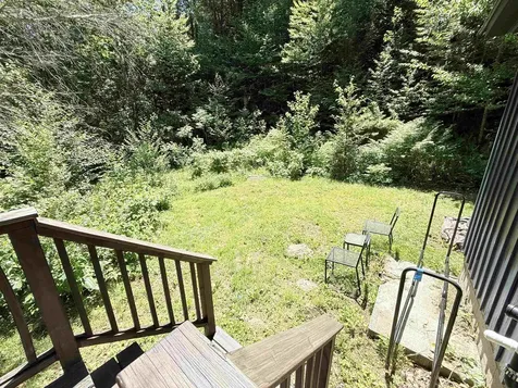8 Beech Tree Lane Newfane VT 05345