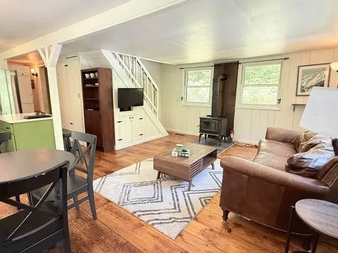 8 Beech Tree Lane Newfane VT 05345