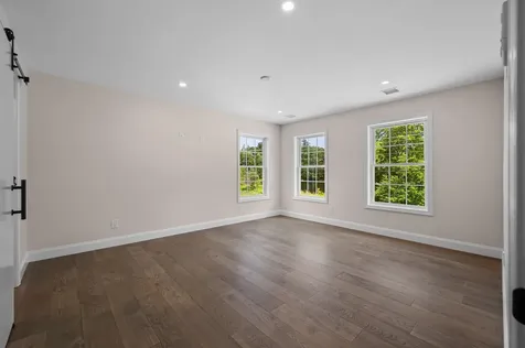 335 Raymond Road Chester NH 03036