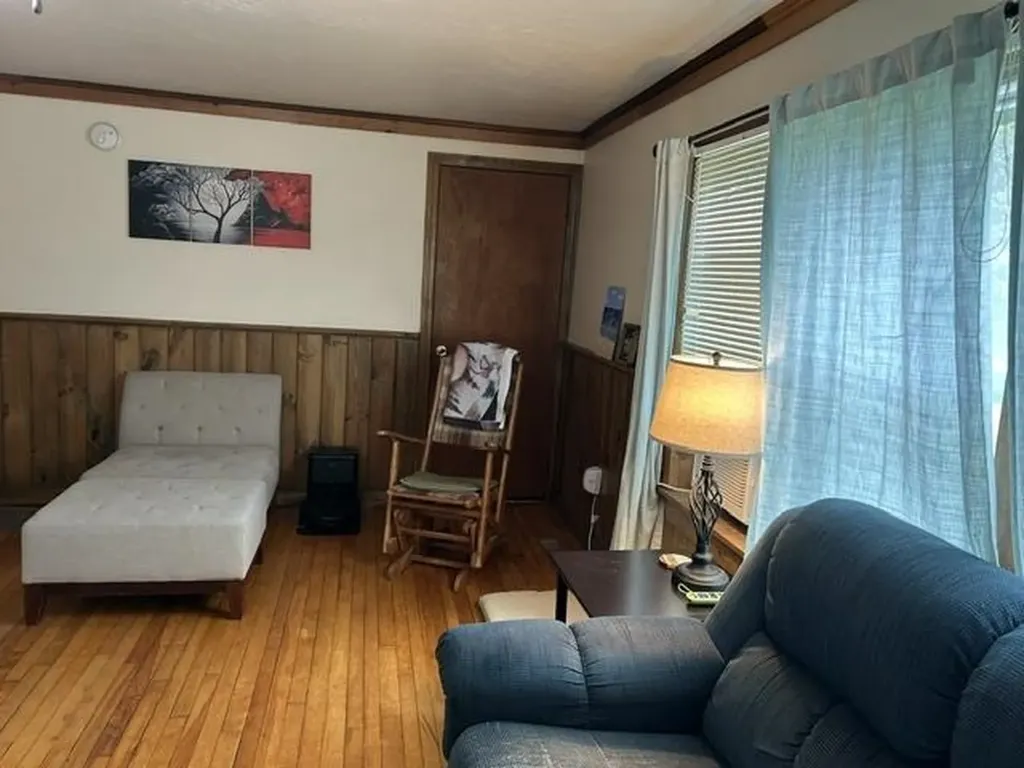 33 Edwards Street Colebrook NH 03576