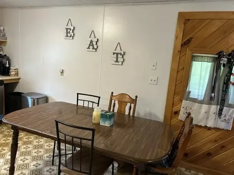 33 Edwards Street Colebrook NH 03576