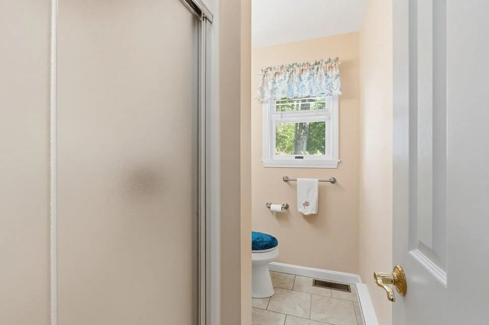 5 Yorke Ridge Way York ME 03909-6387