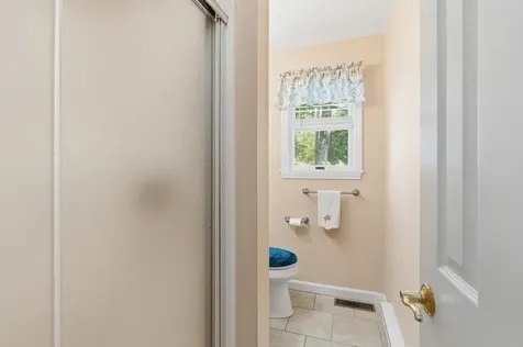 5 Yorke Ridge Way York ME 03909-6387