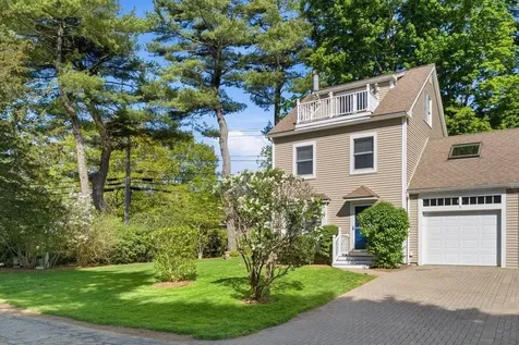 5 Yorke Ridge Way York ME 03909-6387