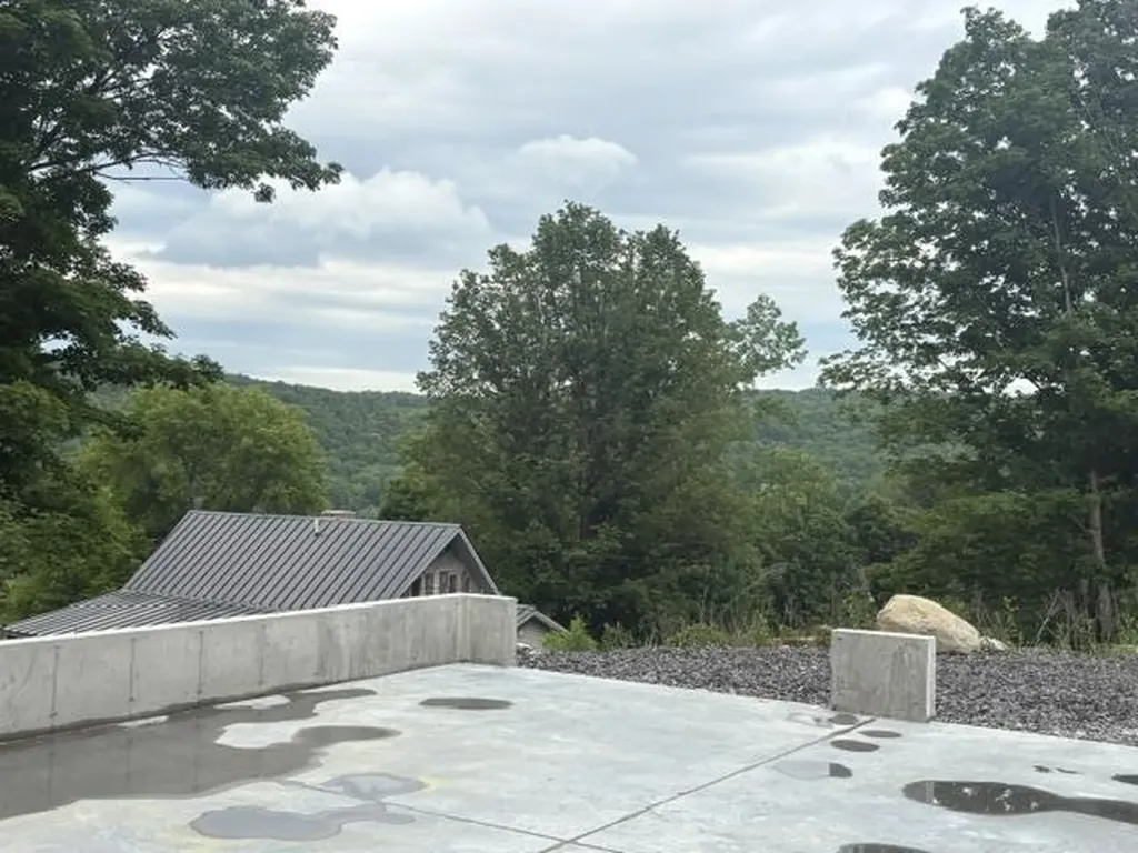 102 Skyline Drive West Rutland VT 05777