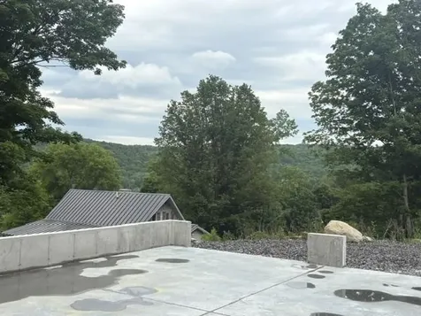 102 Skyline Drive West Rutland VT 05777