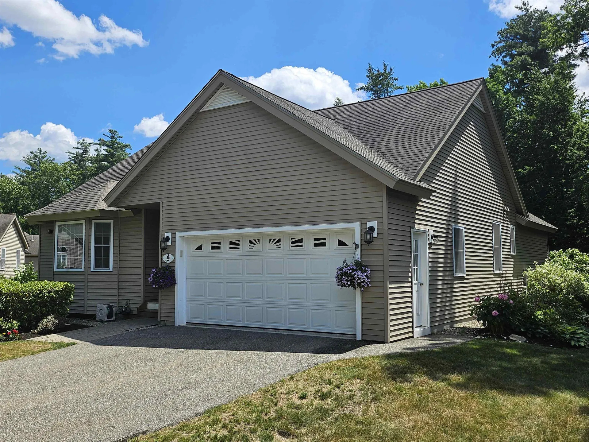 9 Hemlock Drive Newton NH 03858