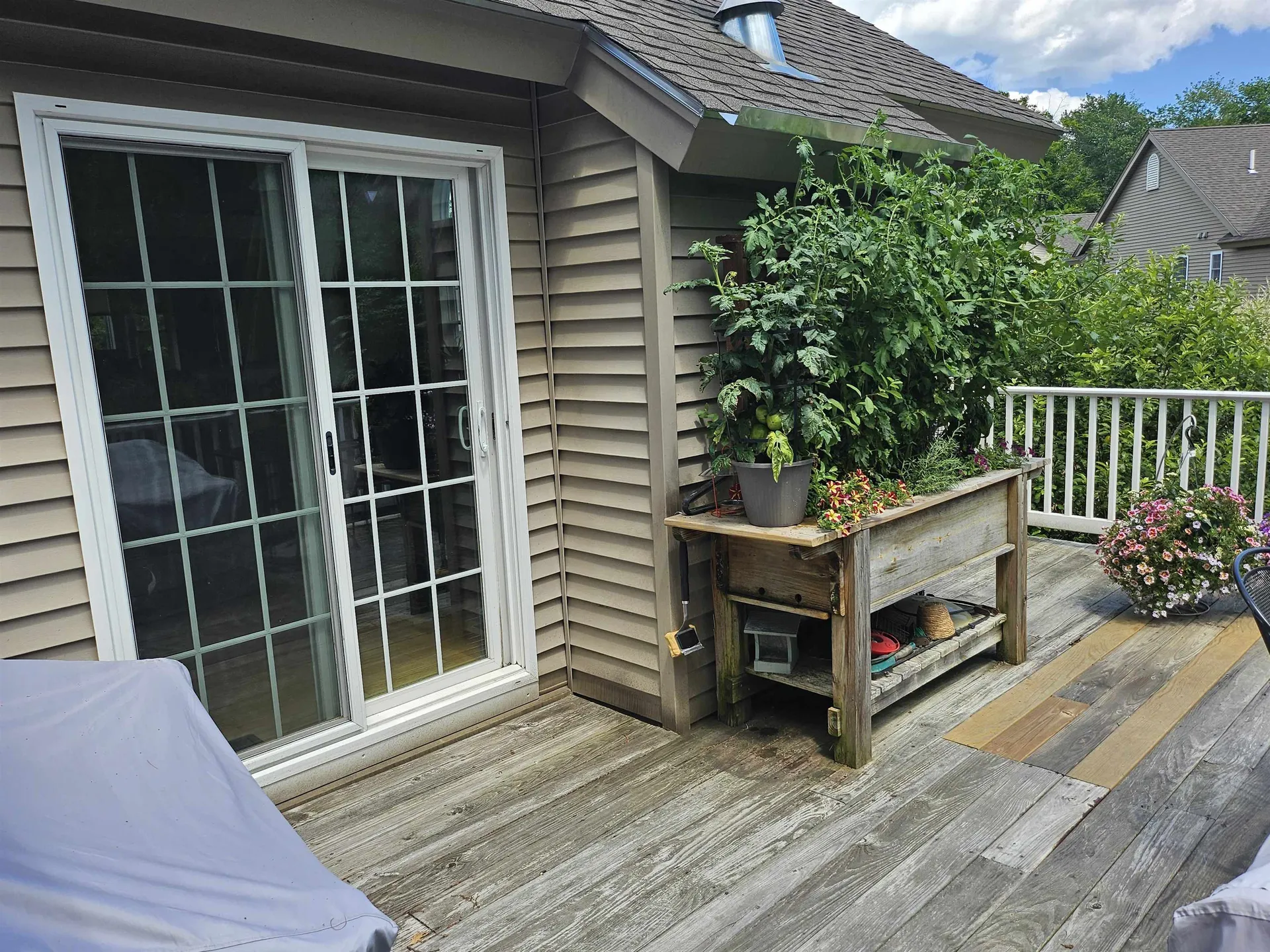 9 Hemlock Drive Newton NH 03858