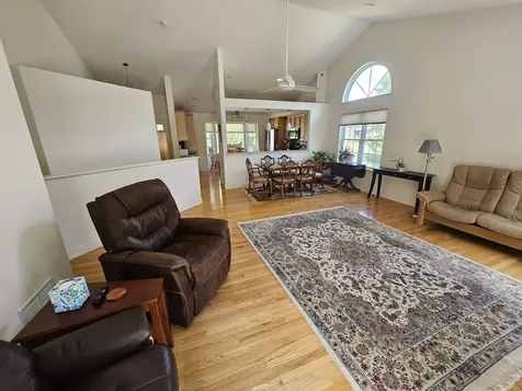 9 Hemlock Drive Newton NH 03858