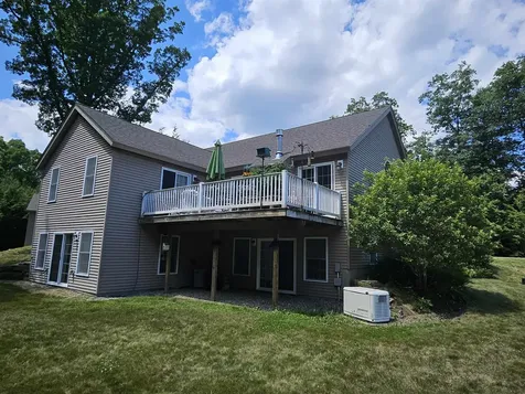 9 Hemlock Drive Newton NH 03858