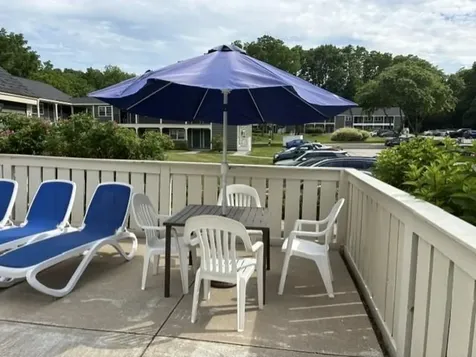 131 Cricketbrook Avenue Dover NH 03820