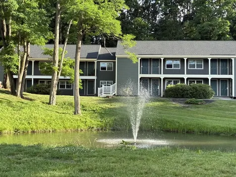 131 Cricketbrook Avenue Dover NH 03820