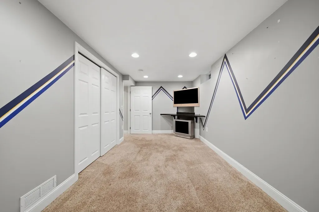 25 Camp Sargent Road Merrimack NH 03054