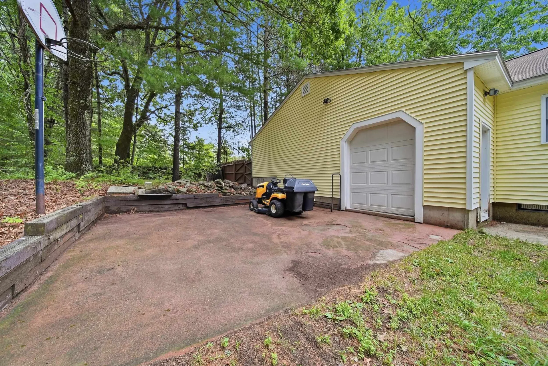 25 Camp Sargent Road Merrimack NH 03054