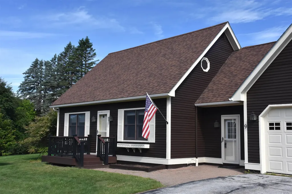 9 Strawberry Lane Barre Town VT 05641