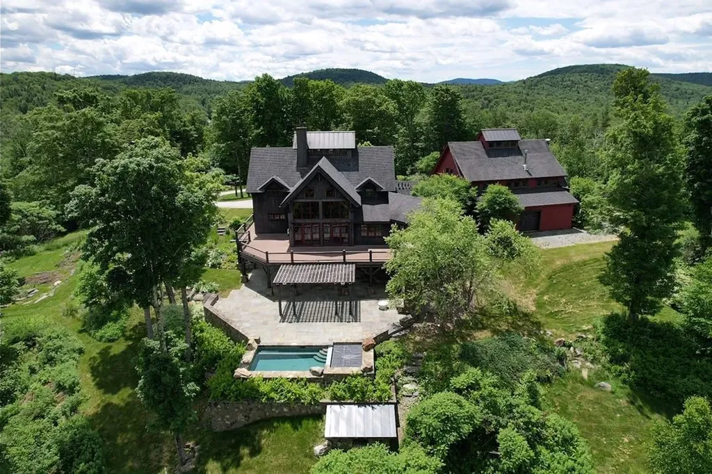 816 Black Bear Road Jamaica VT 05343