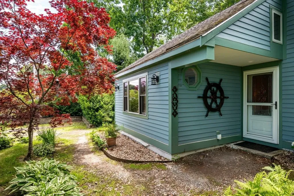 25 Bonair Avenue Hampton NH 03842