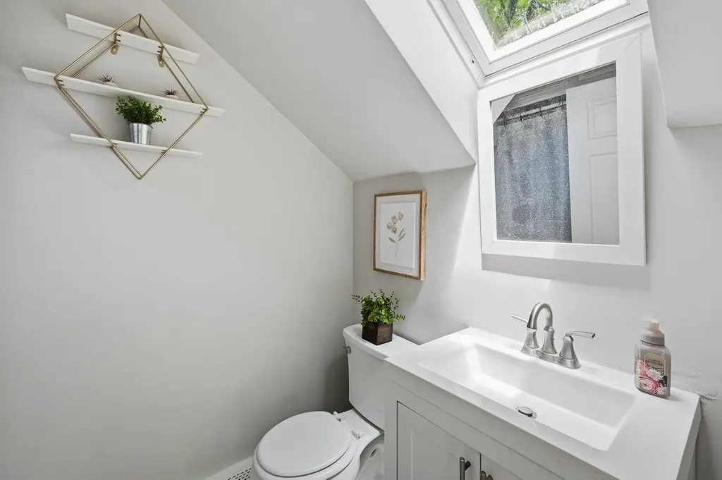 25 Bonair Avenue Hampton NH 03842