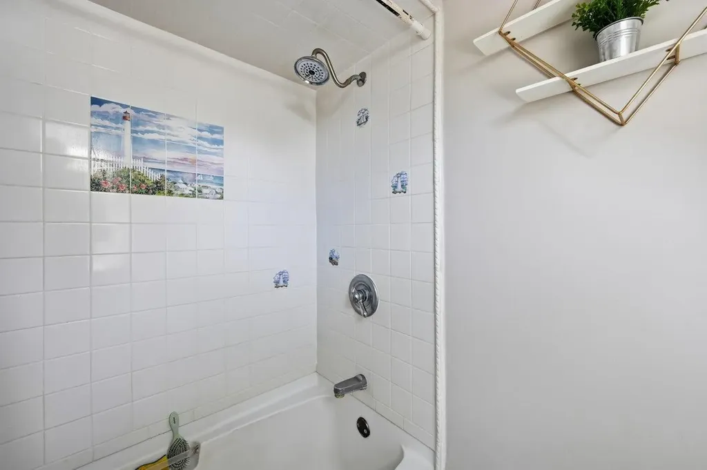 25 Bonair Avenue Hampton NH 03842