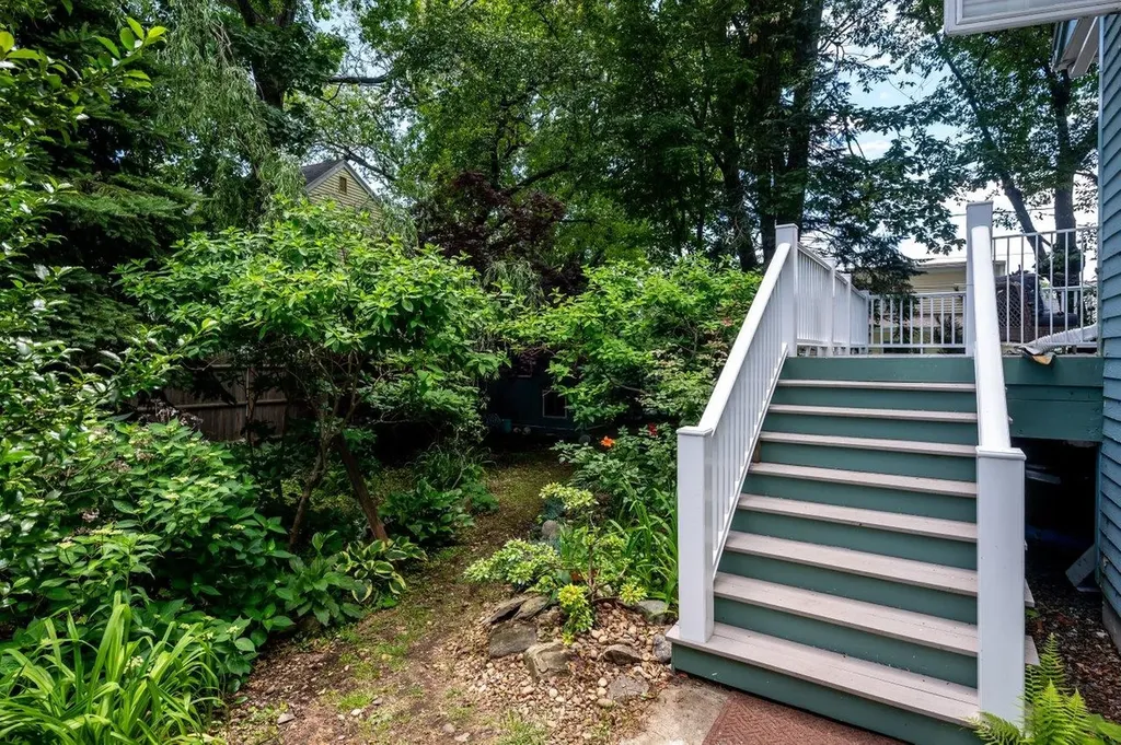 25 Bonair Avenue Hampton NH 03842
