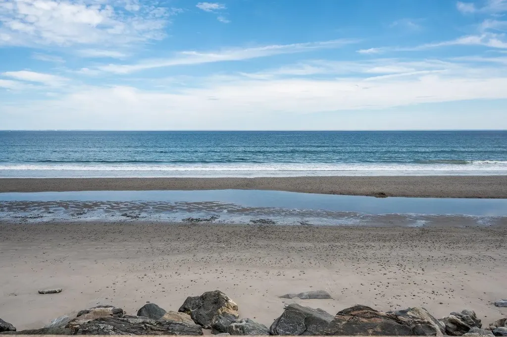 25 Bonair Avenue Hampton NH 03842