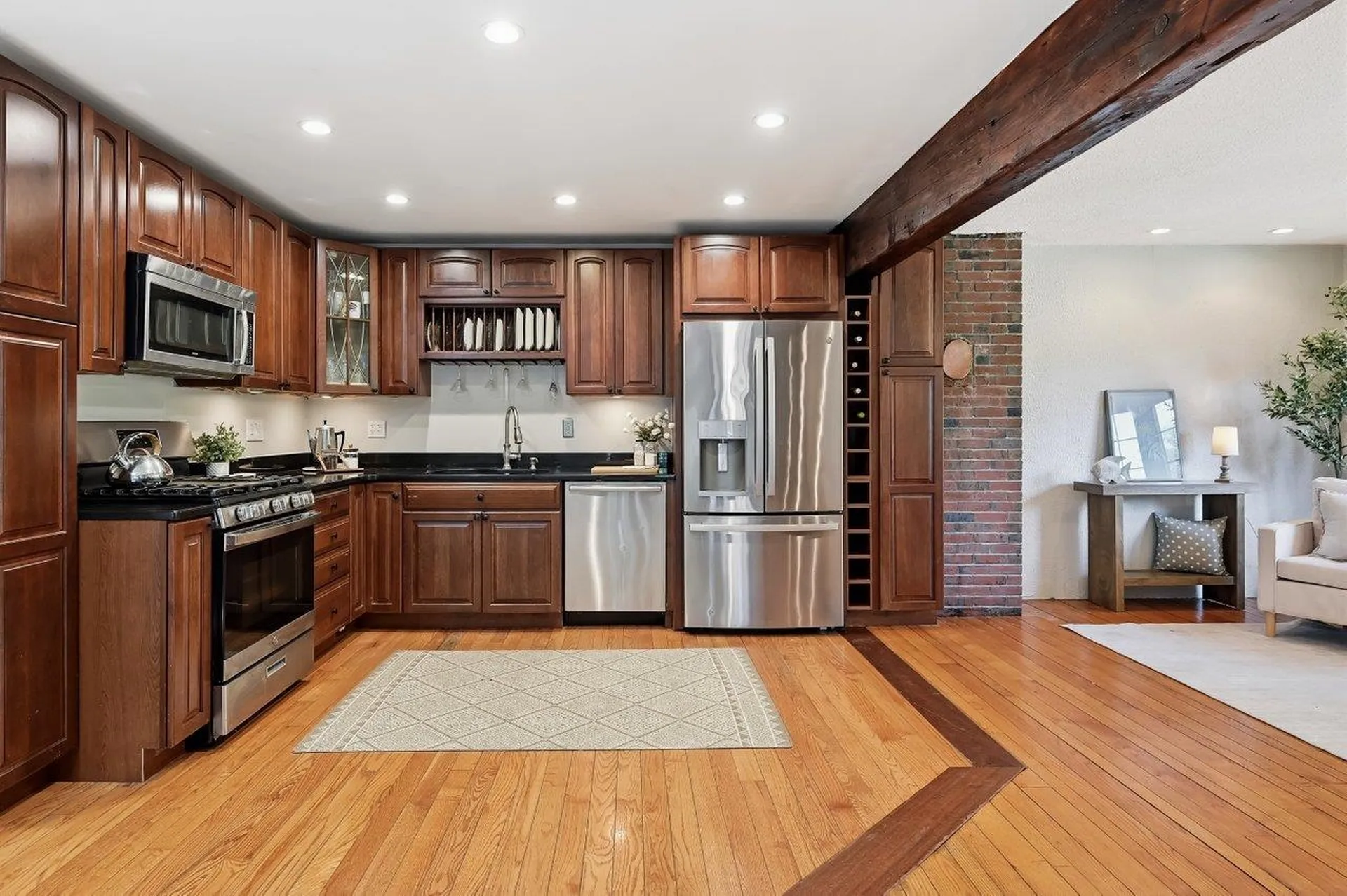 25 Bonair Avenue Hampton NH 03842