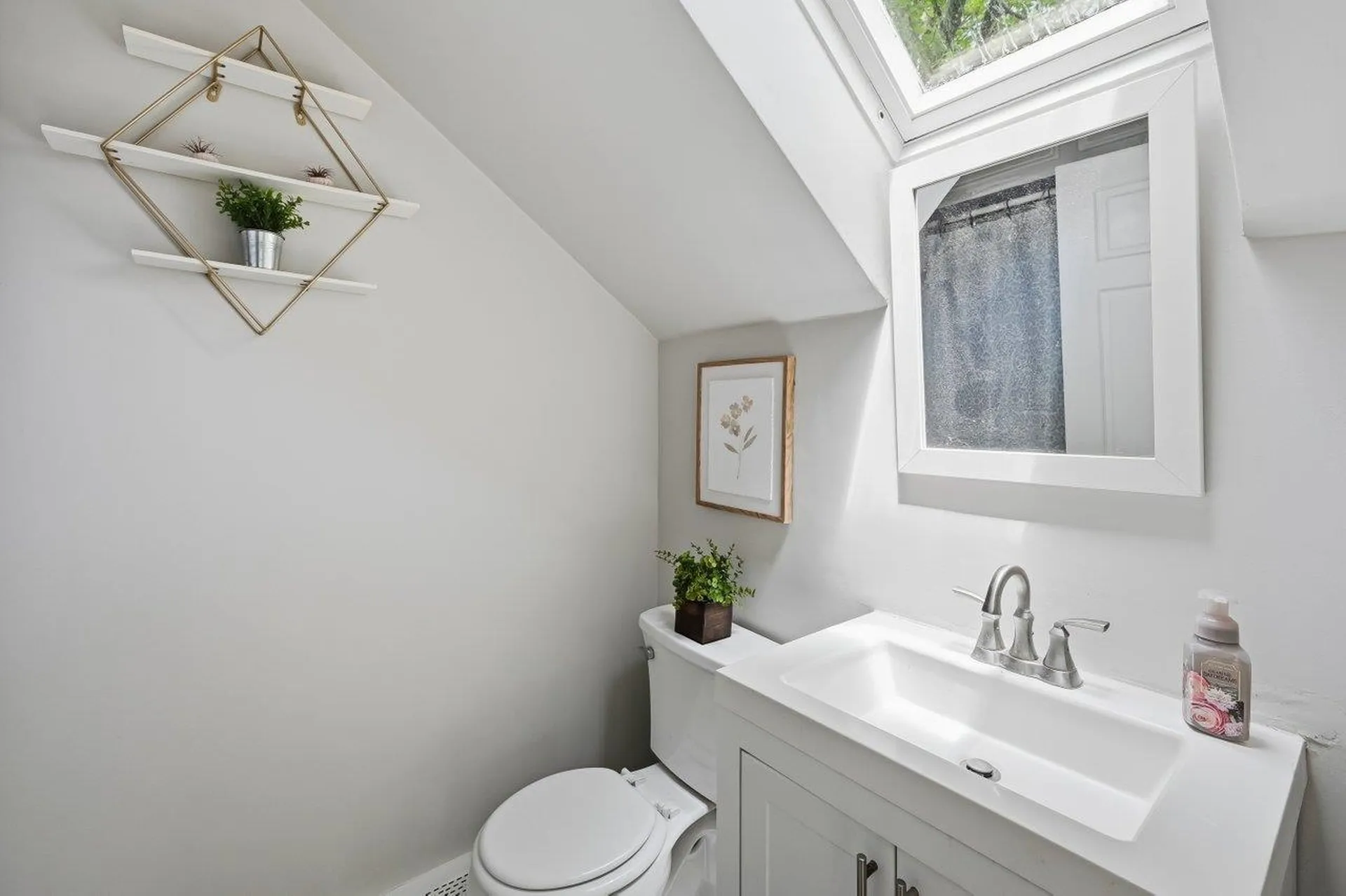 25 Bonair Avenue Hampton NH 03842