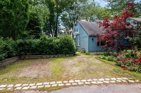 25 Bonair Avenue Hampton NH 03842