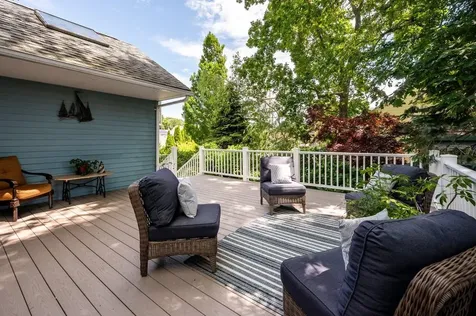 25 Bonair Avenue Hampton NH 03842