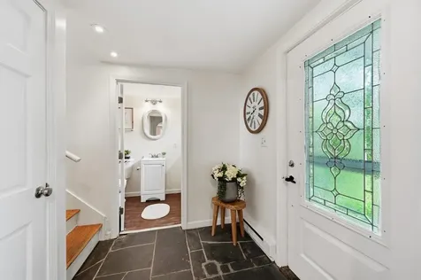 25 Bonair Avenue Hampton NH 03842