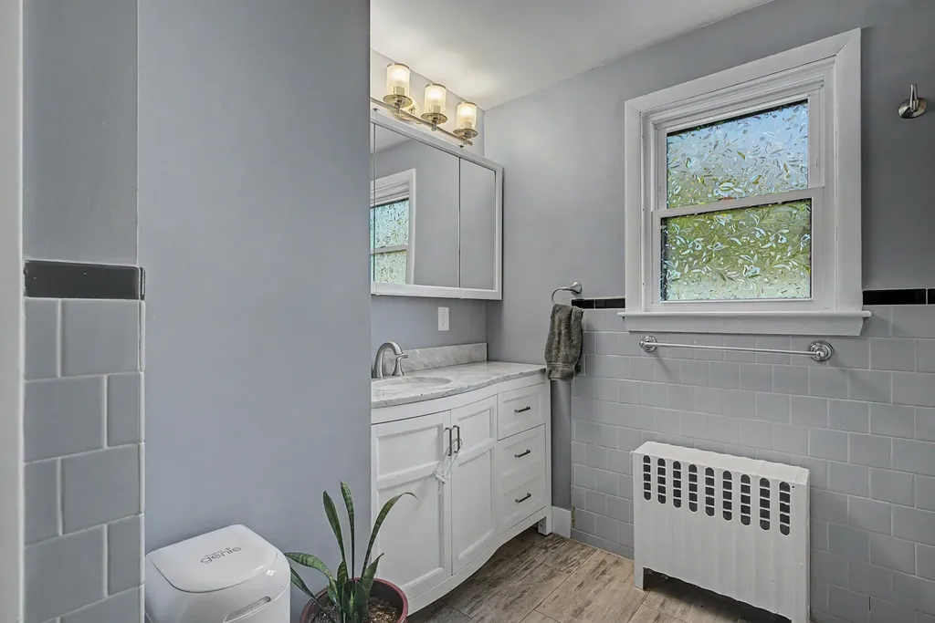 30 Elmview Circle Dover NH 03820
