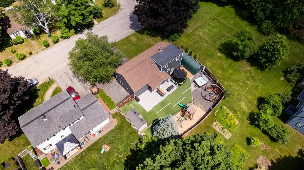 30 Elmview Circle Dover NH 03820