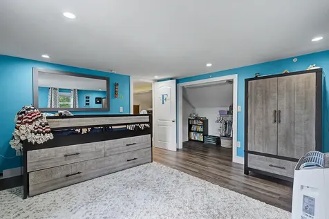 30 Elmview Circle Dover NH 03820