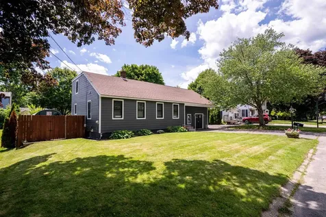 30 Elmview Circle Dover NH 03820