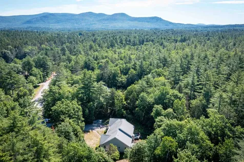 407 Dandiview Road Conway NH 03860