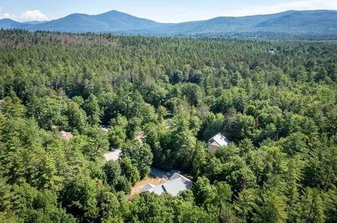 407 Dandiview Road Conway NH 03860