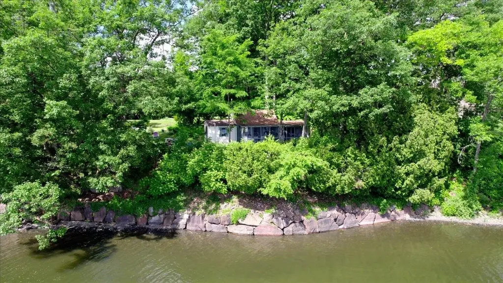 1702 Porters Point Road Colchester VT 05446