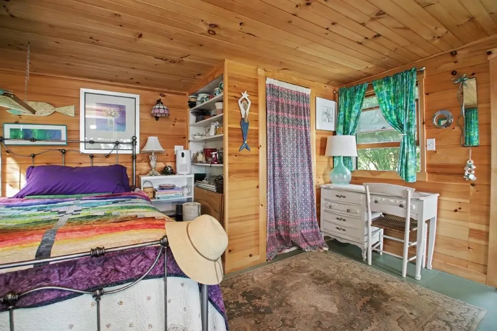 1702 Porters Point Road Colchester VT 05446