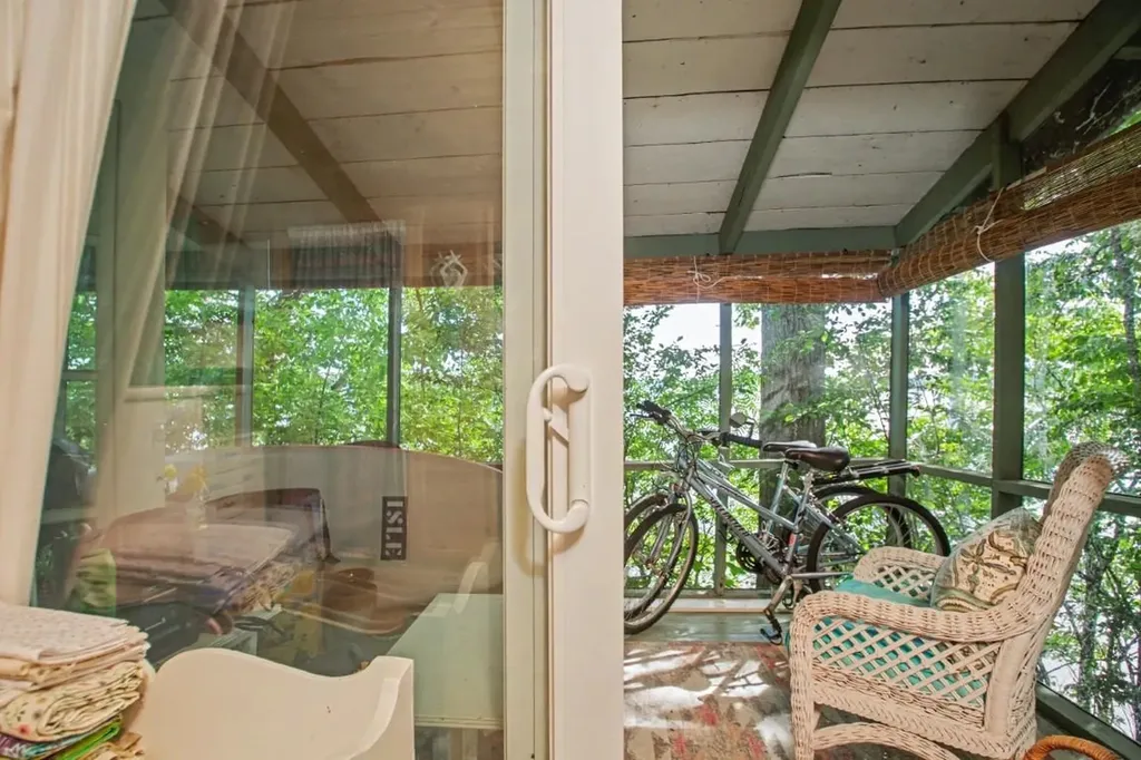 1702 Porters Point Road Colchester VT 05446