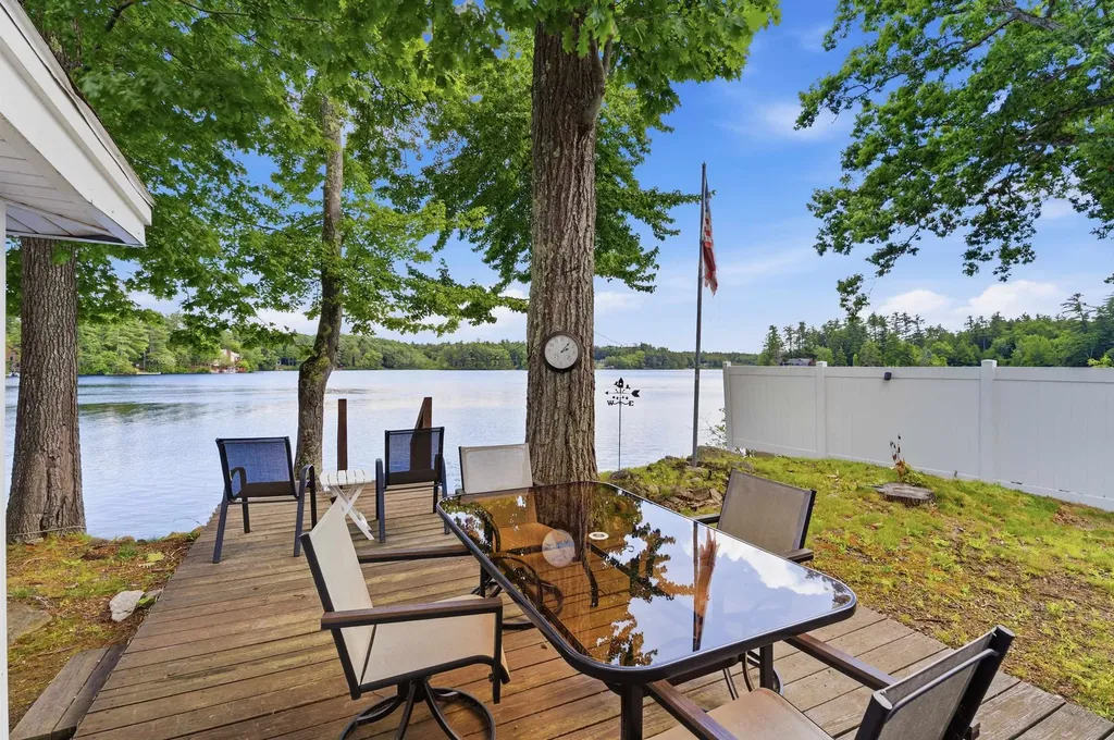 32 N Shore Road Sandown NH 03873
