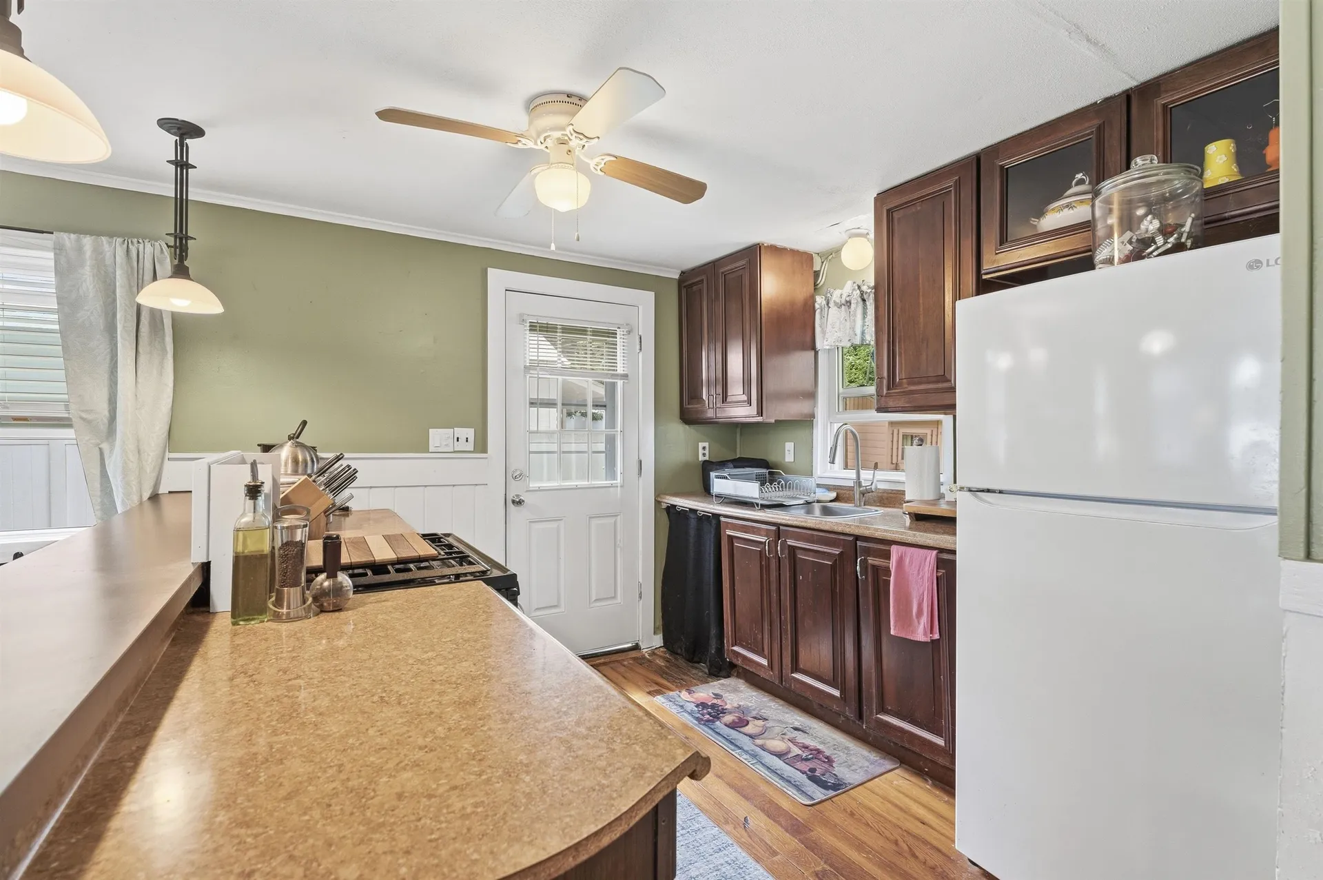 32 N Shore Road Sandown NH 03873