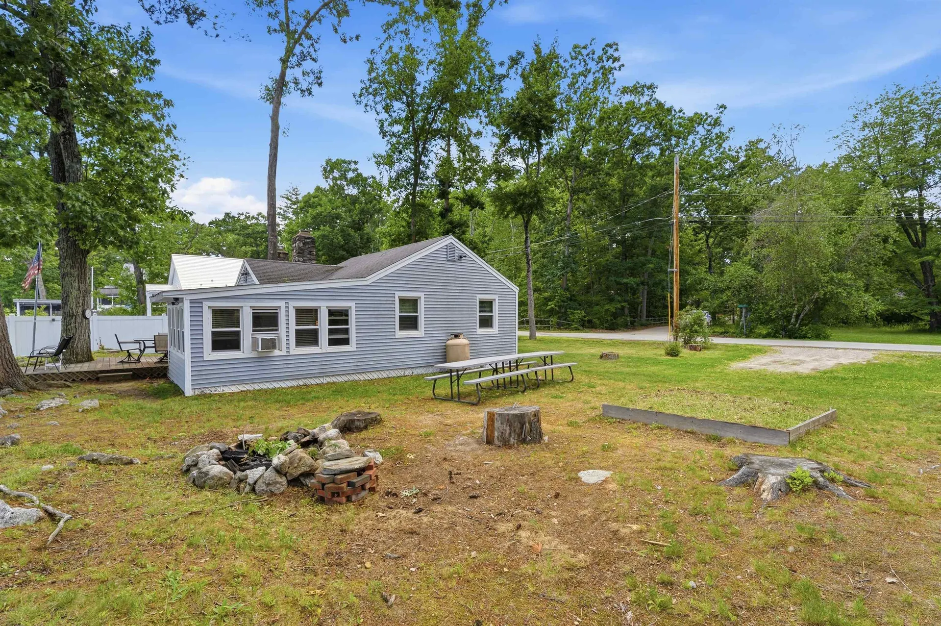 32 N Shore Road Sandown NH 03873