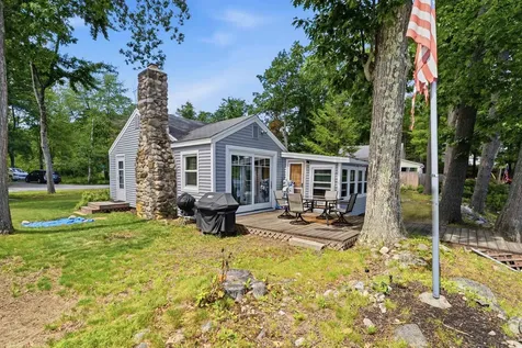 32 N Shore Road Sandown NH 03873